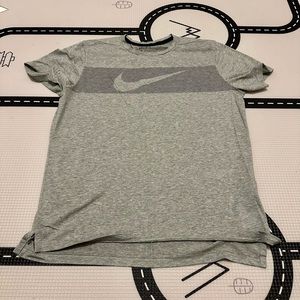 Nike Dri-Fit Graphic Workout T